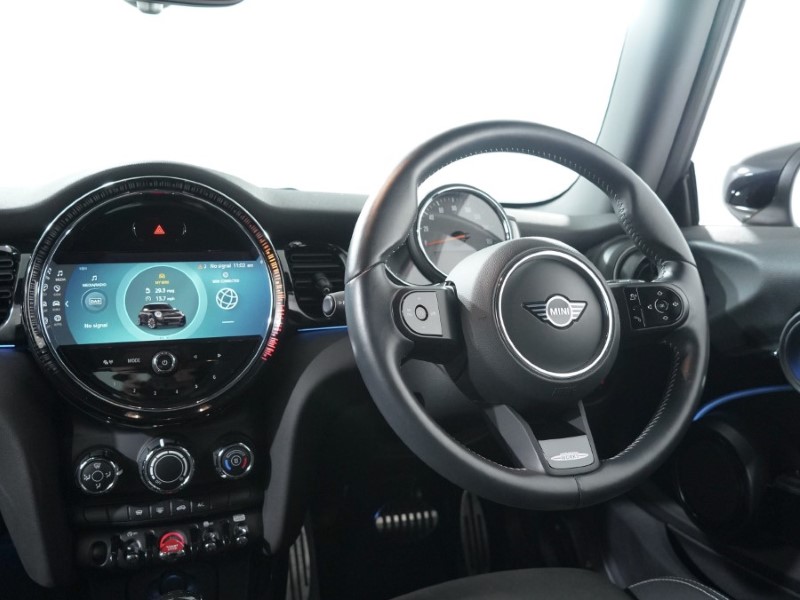 2021 (71) MINI HATCHBACK 1.5 Cooper Sport 3dr Auto 3478728