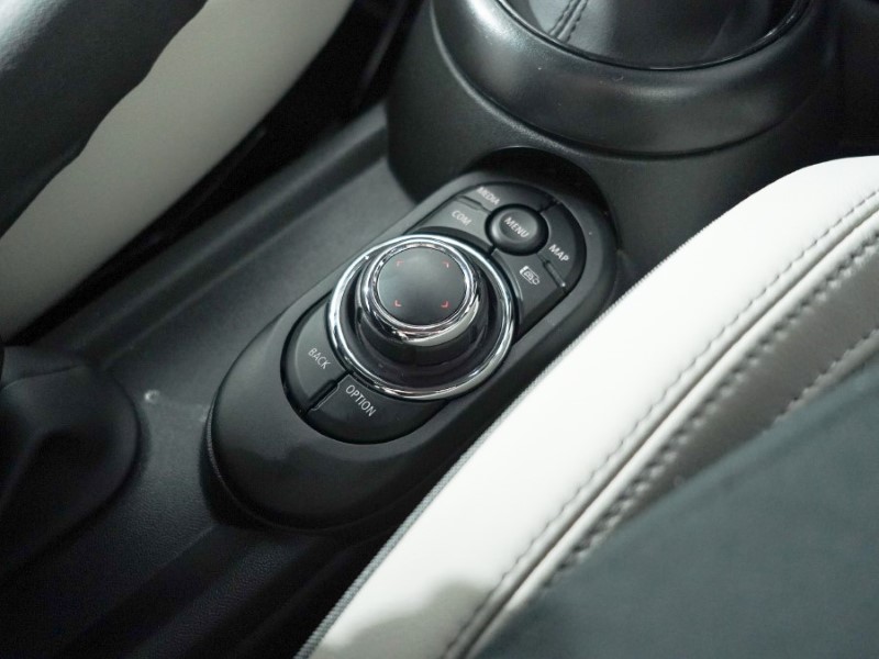 2023 (23) MINI HATCHBACK 1.5 Cooper Exclusive 5dr 3474435