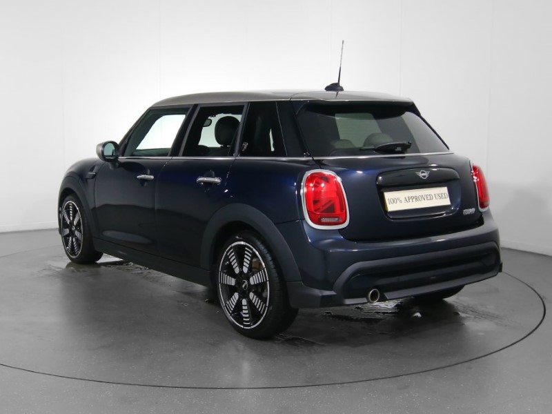 2023 (23) MINI HATCHBACK 1.5 Cooper Exclusive 5dr 3474400