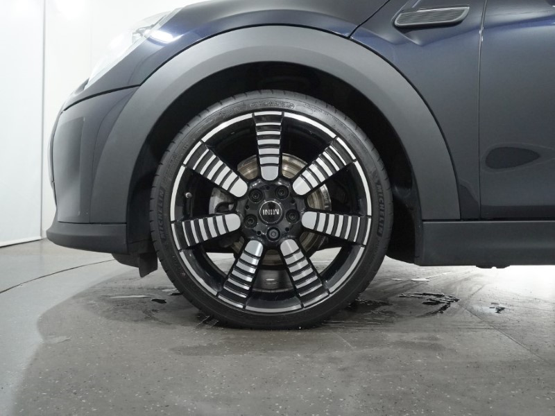 2023 (23) MINI HATCHBACK 1.5 Cooper Exclusive 5dr 3474415