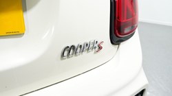 2019 (19) MINI HATCHBACK 2.0 Cooper S Sport II 5dr 3499849