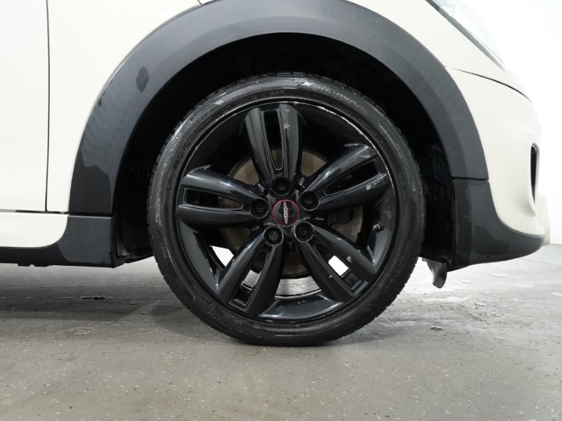 2019 (19) MINI HATCHBACK 2.0 Cooper S Sport II 5dr 3499859