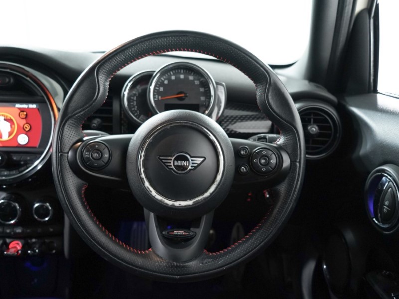 2019 (19) MINI HATCHBACK 2.0 Cooper S Sport II 5dr 3499870