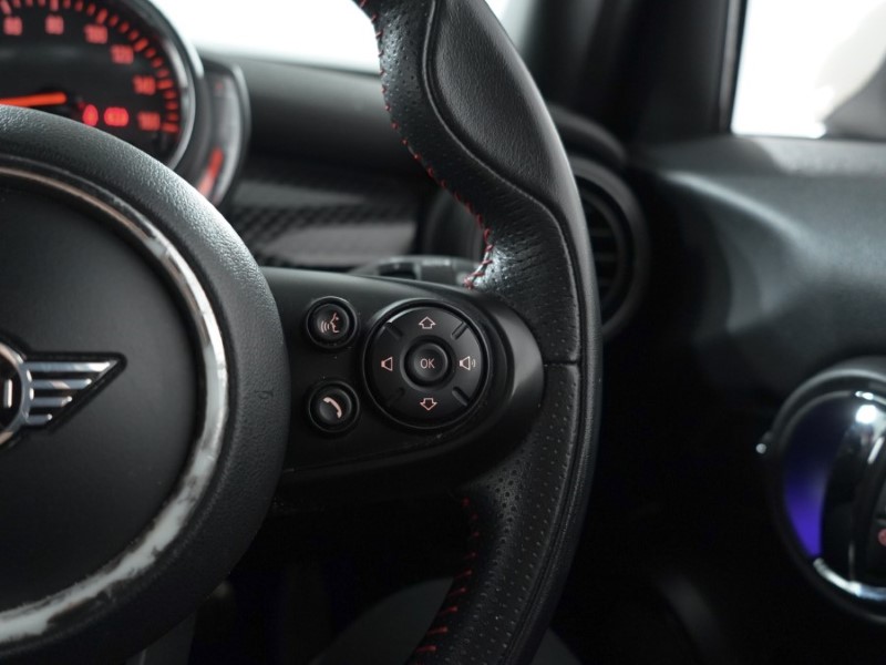 2019 (19) MINI HATCHBACK 2.0 Cooper S Sport II 5dr 3499881