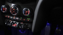 2019 (19) MINI HATCHBACK 2.0 Cooper S Sport II 5dr 3499879