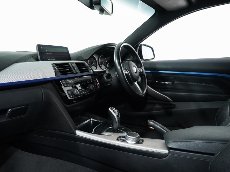 2019 (69) BMW 4 SERIES 420i xDrive M Sport 2dr Auto [Professional Media] 3514607