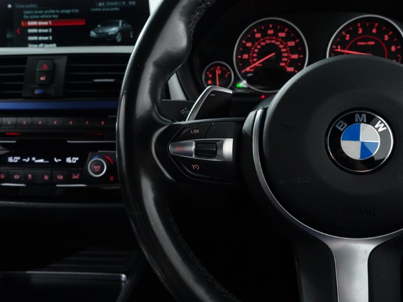 2019 (69) BMW 4 SERIES 420i xDrive M Sport 2dr Auto [Professional Media] 3514613