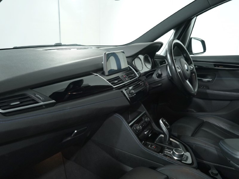 2019 (19) BMW 2 SERIES 220d xDrive M Sport 5dr Step Auto 3499249