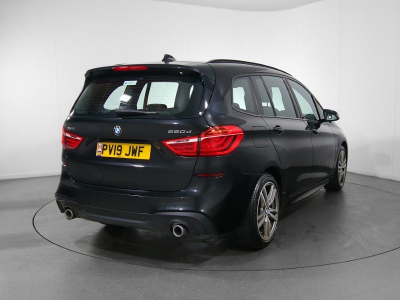2019 (19) BMW 2 SERIES 220d xDrive M Sport 5dr Step Auto 3499281