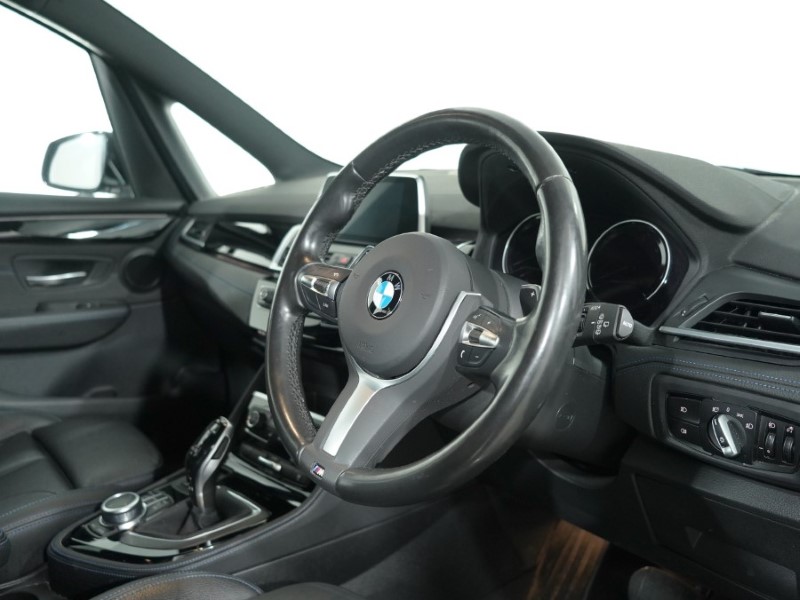 2019 (19) BMW 2 SERIES 220d xDrive M Sport 5dr Step Auto 3499234