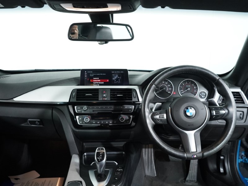 2019 (19) BMW 4 SERIES 420i M Sport 2dr Auto 3540322