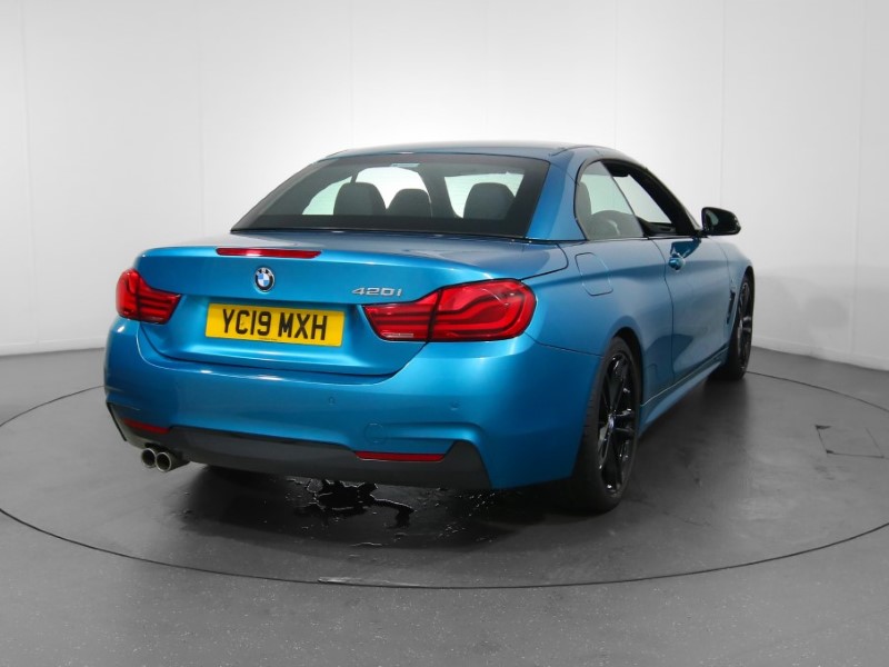 2019 (19) BMW 4 SERIES 420i M Sport 2dr Auto 3540355