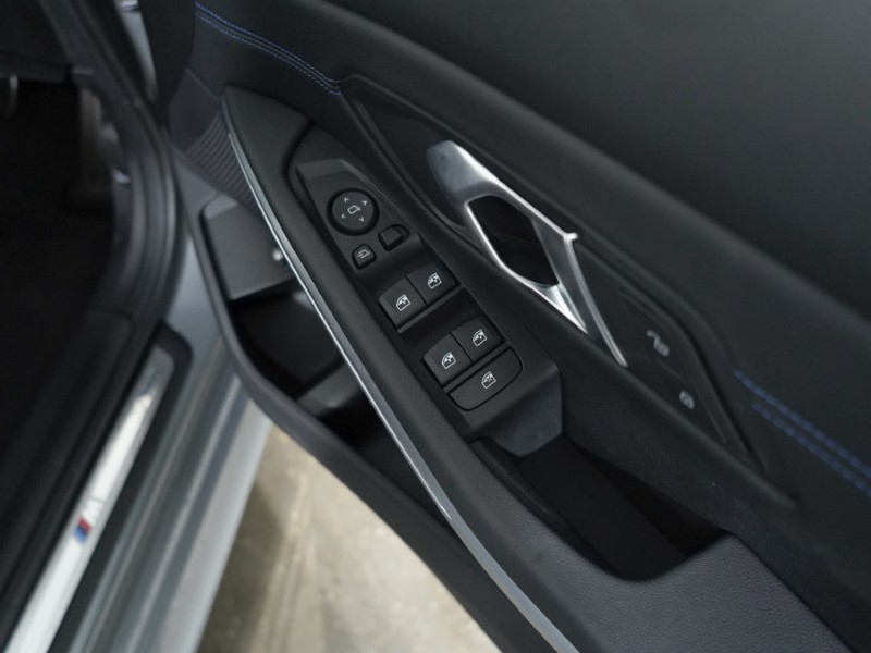 2024 (73) BMW 3 SERIES 330e M Sport 4dr Step Auto 3500053