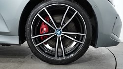 2024 (73) BMW 3 SERIES 330e M Sport 4dr Step Auto 3500057