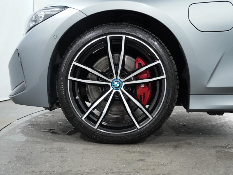 2024 (73) BMW 3 SERIES 330e M Sport 4dr Step Auto 3500060