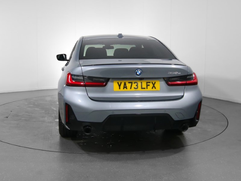 2024 (73) BMW 3 SERIES 330e M Sport 4dr Step Auto 3500089