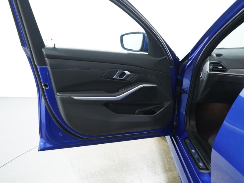 2024 (24) BMW 3 SERIES 320i M Sport 4dr Step Auto 3502710