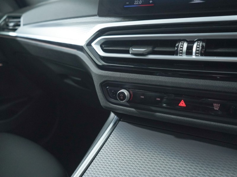 2024 (24) BMW 3 SERIES 320i M Sport 4dr Step Auto 3502719