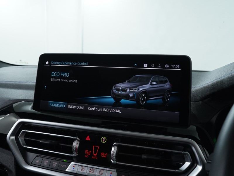 2024 (24) BMW iX3 210kW M Sport 80kWh 5dr Auto 3517976