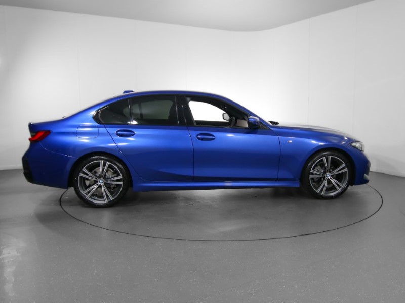 2024 (74) BMW 3 SERIES 320i M Sport 4dr Step Auto 3693631