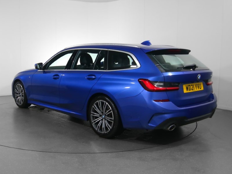 2021 (21) BMW 3 SERIES 330d MHT M Sport 5dr Step Auto 3545942