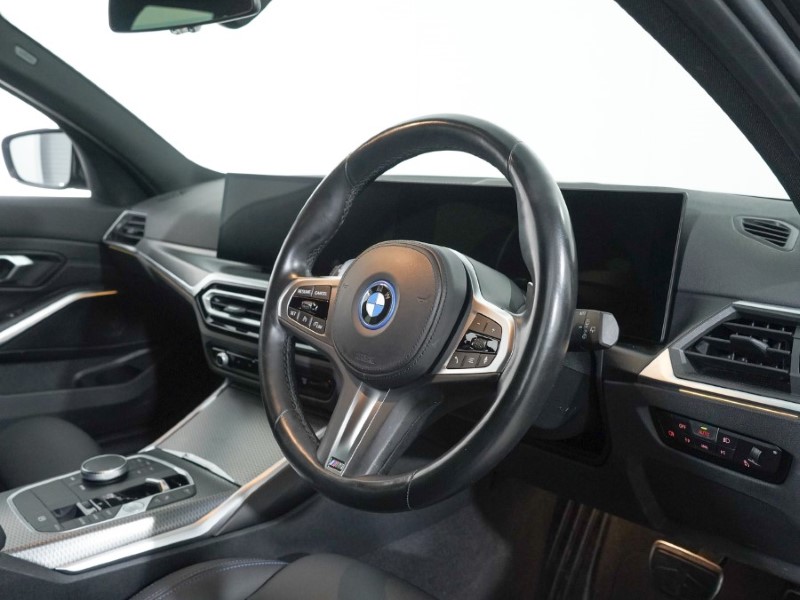 2022 (72) BMW 3 SERIES 330e M Sport 5dr Step Auto 3527209