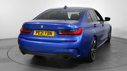2021 (21) BMW 3 SERIES 320i M Sport 4dr Step Auto 3542382