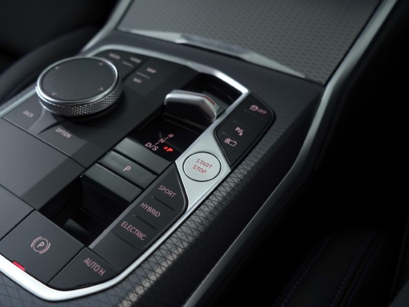 2024 (73) BMW 3 SERIES 330e M Sport 4dr Step Auto 3524185