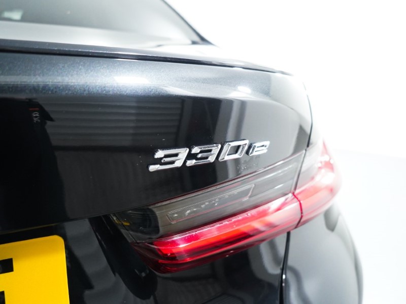 2024 (73) BMW 3 SERIES 330e M Sport 4dr Step Auto 3524158