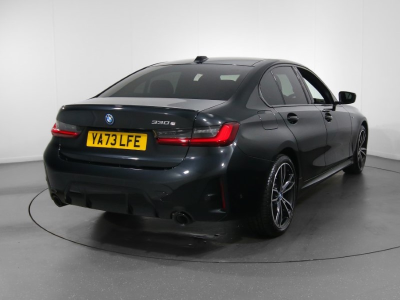 2024 (73) BMW 3 SERIES 330e M Sport 4dr Step Auto 3524202