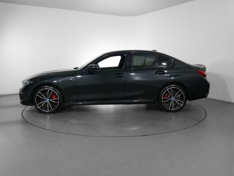 2024 (73) BMW 3 SERIES 330e M Sport 4dr Step Auto 3524199