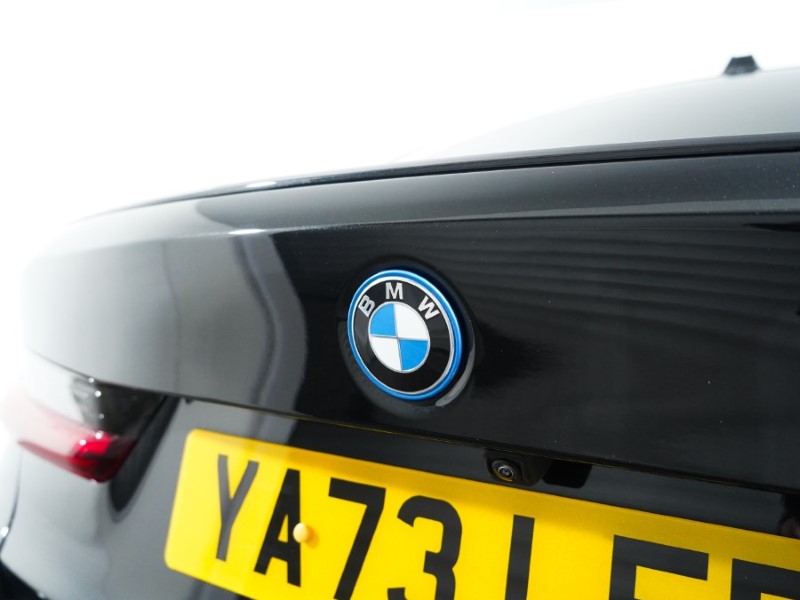 2024 (73) BMW 3 SERIES 330e M Sport 4dr Step Auto 3524156
