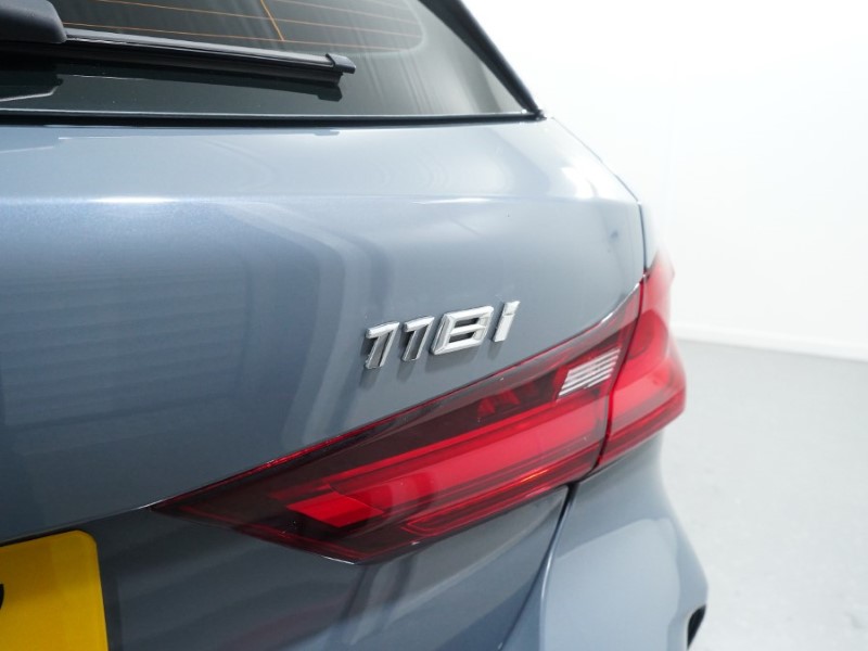 2020 (69) BMW 1 SERIES 118i M Sport 5dr 3547658