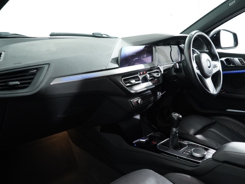 2020 (69) BMW 1 SERIES 118i M Sport 5dr 3547685