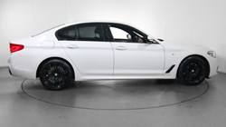 2018 (68) BMW 5 SERIES 530i M Sport 4dr Auto 3555398