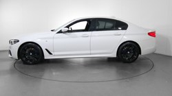2018 (68) BMW 5 SERIES 530i M Sport 4dr Auto 3555394