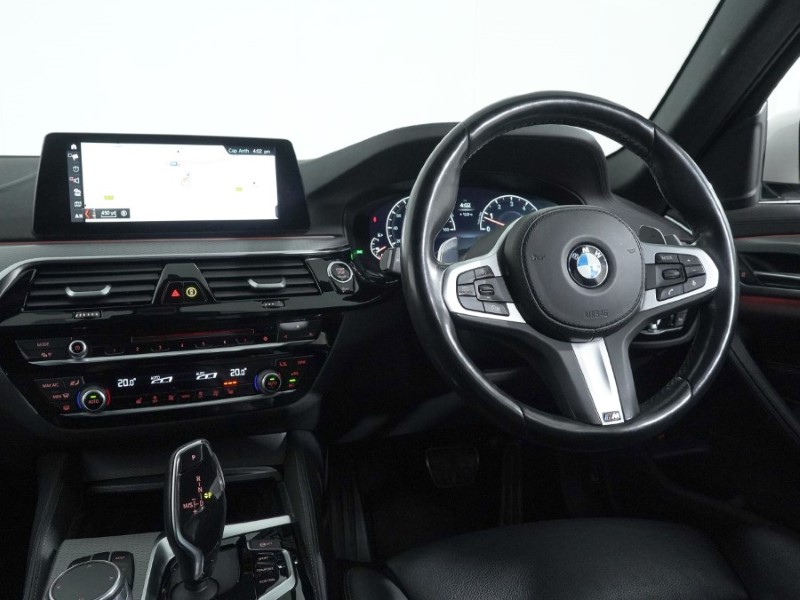 2018 (68) BMW 5 SERIES 530i M Sport 4dr Auto 3555387
