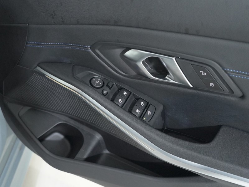 2024 (74) BMW 3 SERIES 320i M Sport 4dr Step Auto 4893875