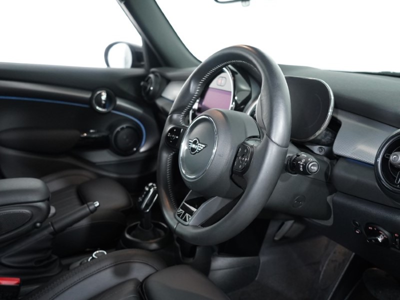 2023 (23) MINI HATCHBACK 1.5 Cooper Exclusive Premium Plus 5dr Auto 3561266