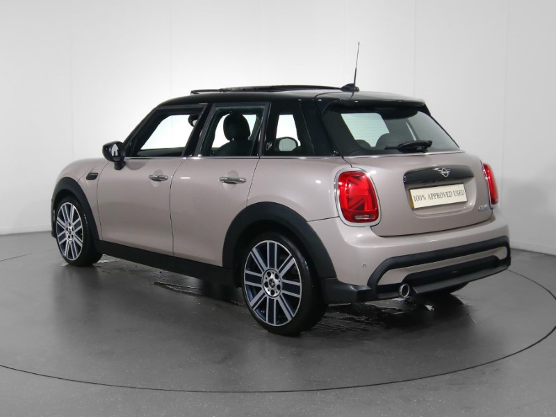 2023 (23) MINI HATCHBACK 1.5 Cooper Exclusive Premium Plus 5dr Auto 3561298
