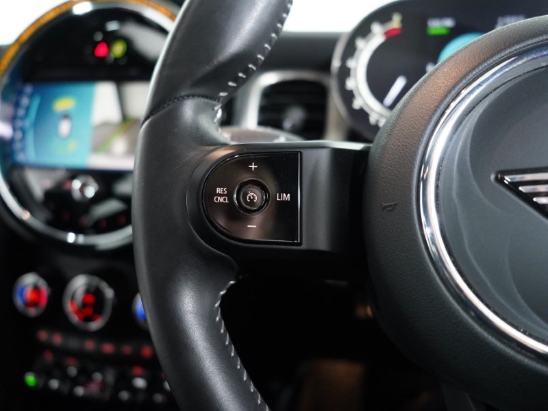 2023 (23) MINI HATCHBACK 1.5 Cooper Exclusive Premium Plus 5dr Auto 3561292