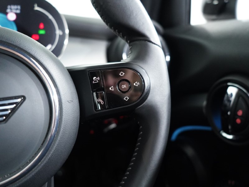 2023 (23) MINI HATCHBACK 1.5 Cooper Exclusive Premium Plus 5dr Auto 3561293