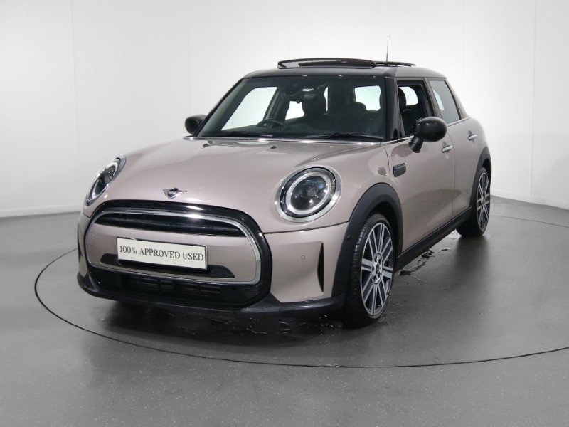 2023 (23) MINI HATCHBACK 1.5 Cooper Exclusive Premium Plus 5dr Auto 3561296
