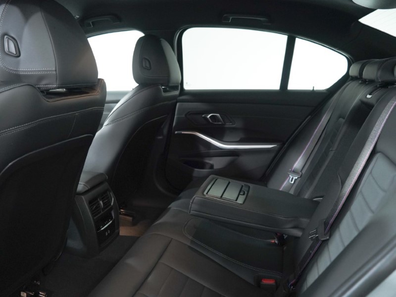 2024 (24) BMW 3 SERIES 320i M Sport 4dr Step Auto 3599732