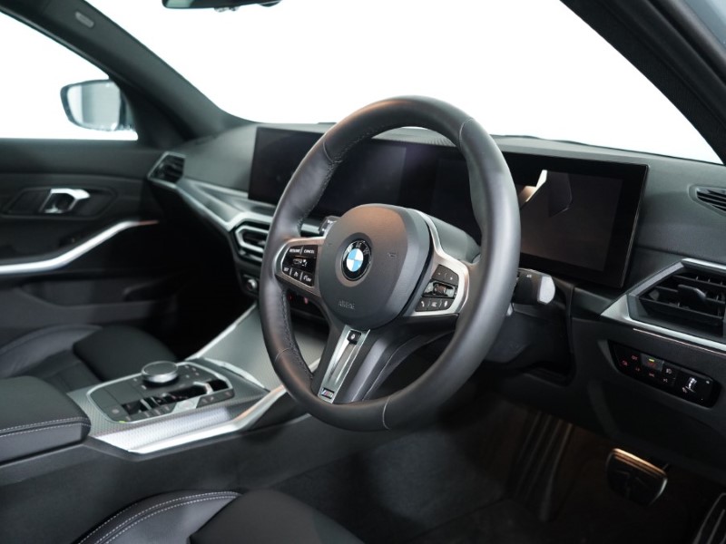 2024 (24) BMW 3 SERIES 320i M Sport 4dr Step Auto 3599722