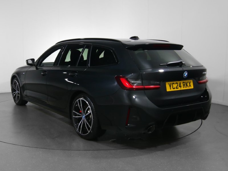 2024 (24) BMW 3 SERIES 330e M Sport 5dr Step Auto 3610857