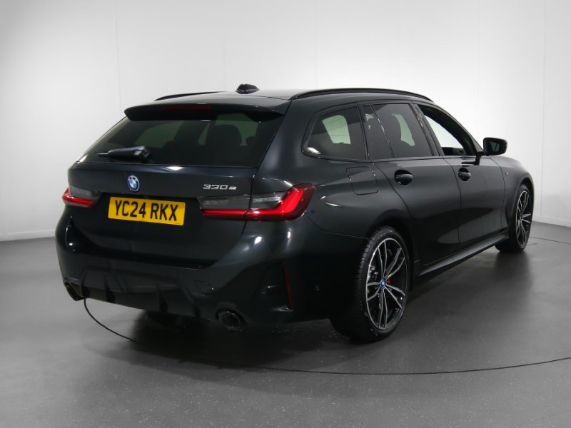 2024 (24) BMW 3 SERIES 330e M Sport 5dr Step Auto 3610859