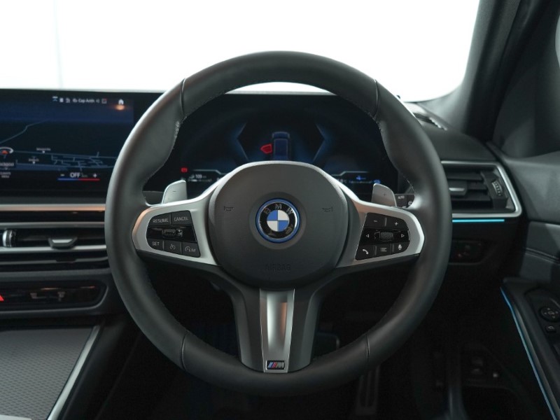 2024 (24) BMW 3 SERIES 330e M Sport 5dr Step Auto 3610821