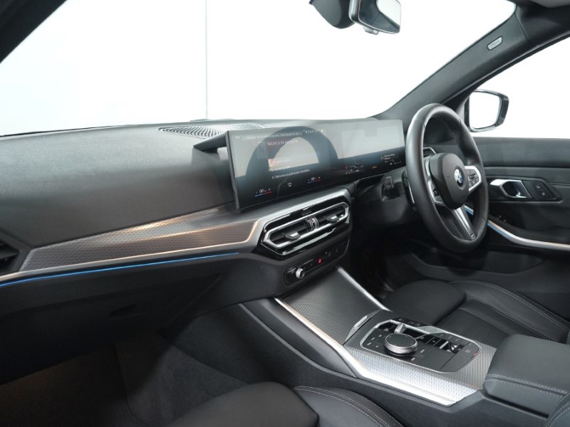 2024 (24) BMW 3 SERIES 320i M Sport 5dr Step Auto 3628614