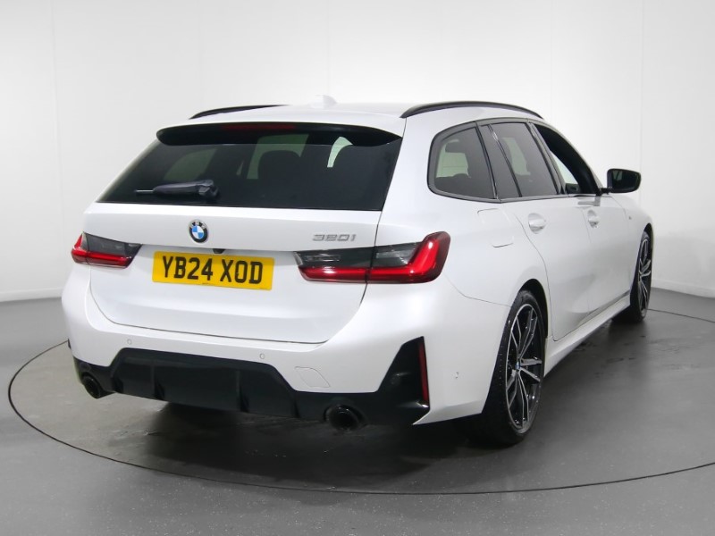 2024 (24) BMW 3 SERIES 320i M Sport 5dr Step Auto 3628646